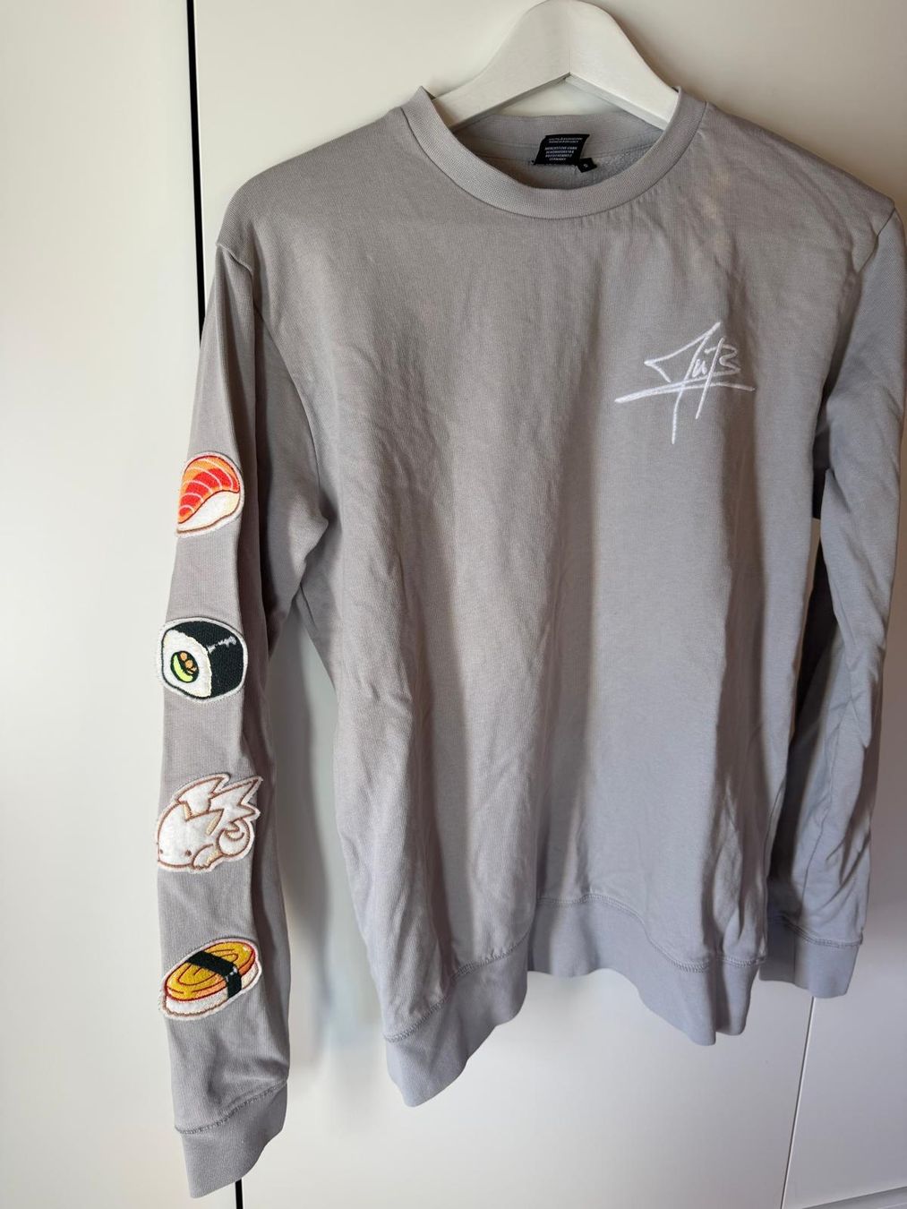 Pullover & Sweatshirts: Julien Bam Sushi Pullover – Gebraucht aus Uerikon von SilasSimba