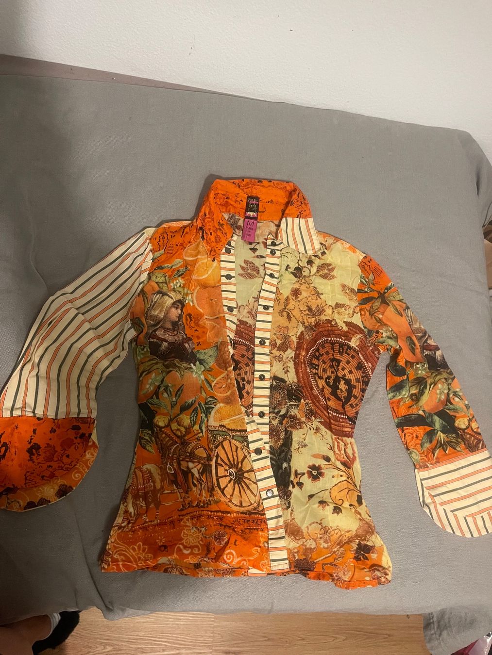 Camicette: Save the Queen  Bluse – Nuovo (secondo la descrizione) da Hinterkappelen venduto da simona67 1