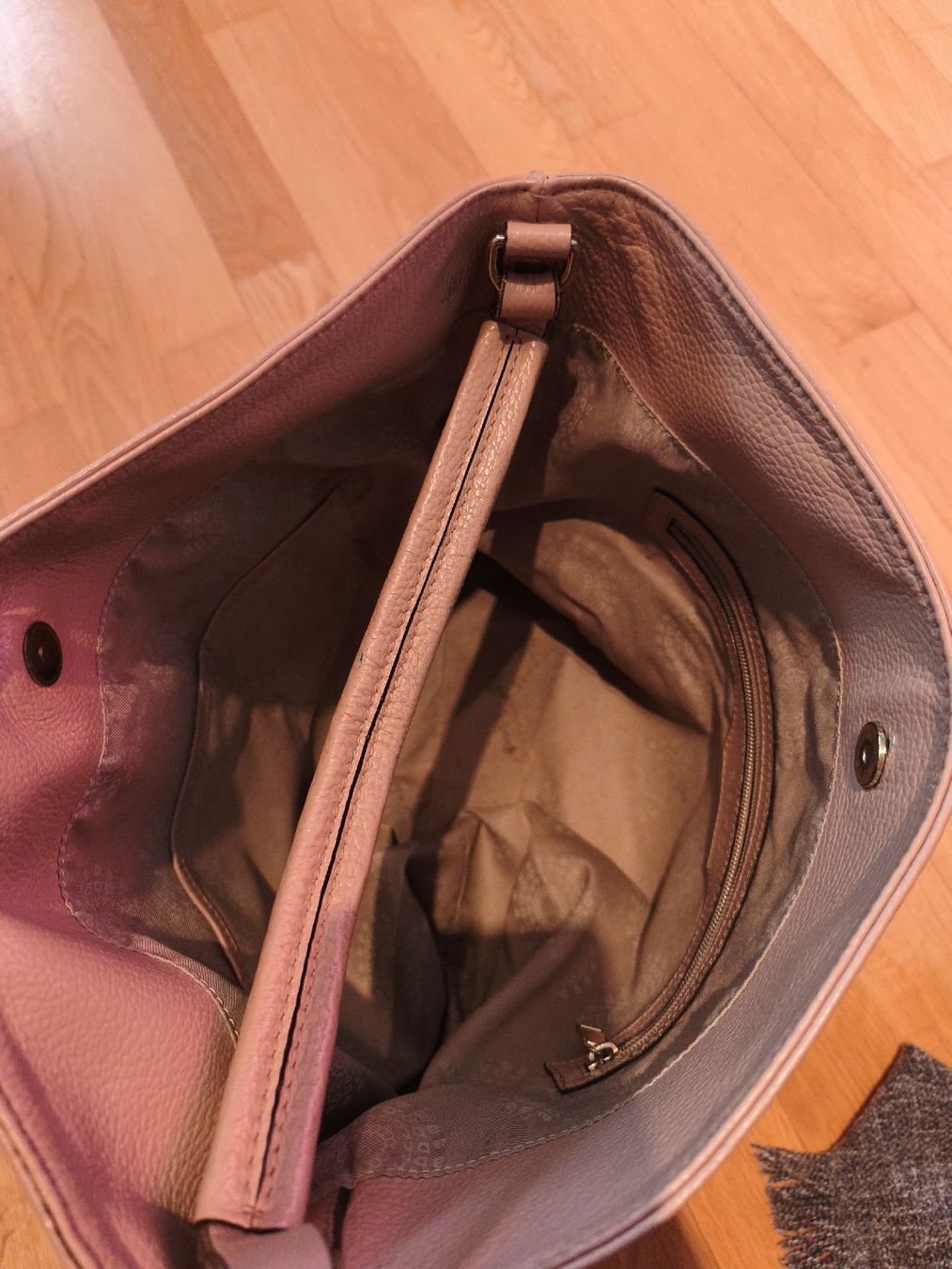 Abro Borse da donna: Ledertasche abro rosa gebraucht – Usato da Zürich venduto da ant_5rjb 4