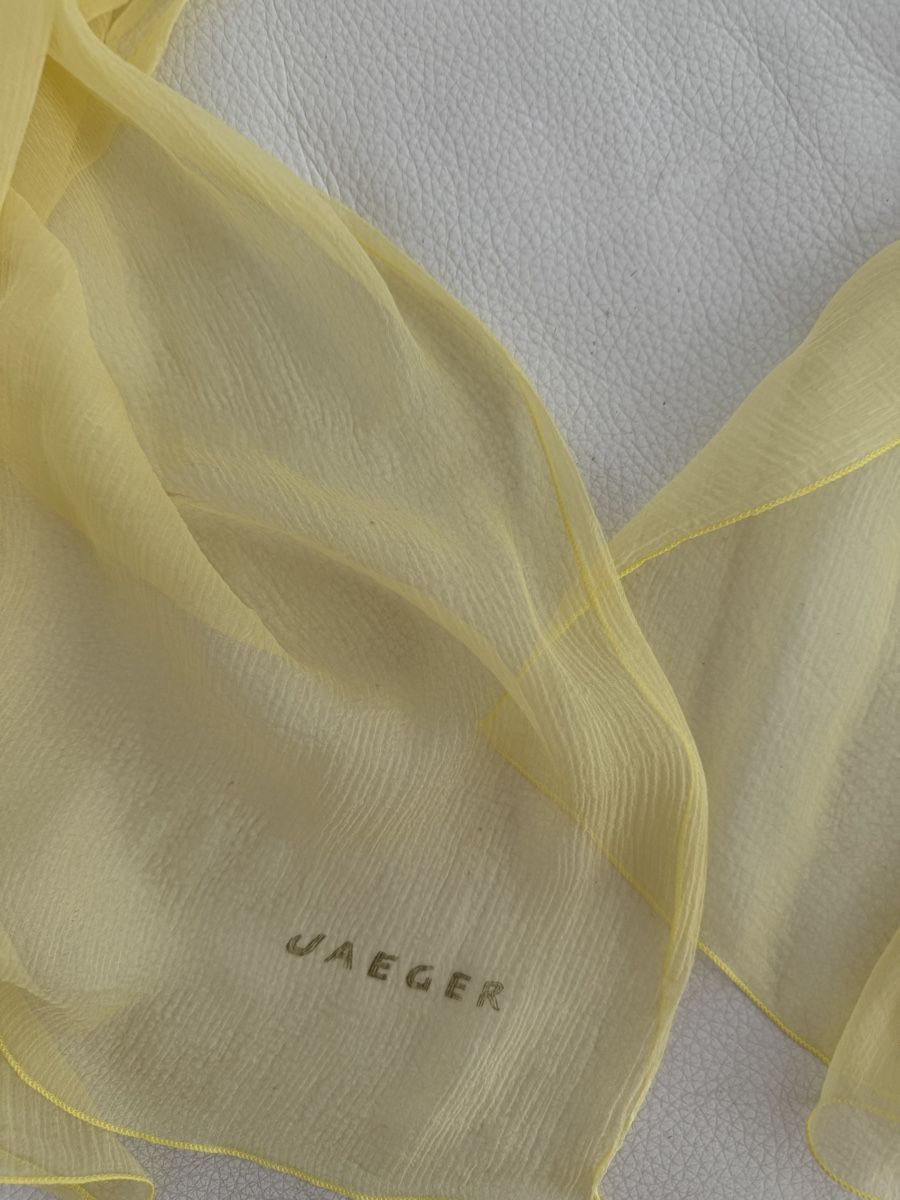 Foulard & Sciarpe: Jaeger Seiden Schal 🌸 – Usato da Opfikon venduto da Luis144 1