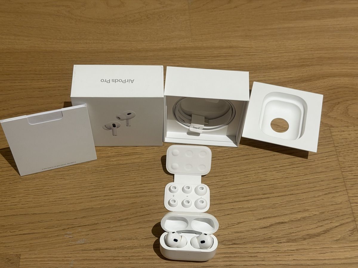 Apple Casques audio: Apple AirPods Pro 2. Generation – D'occasion à Zürich par franfriedrich 1