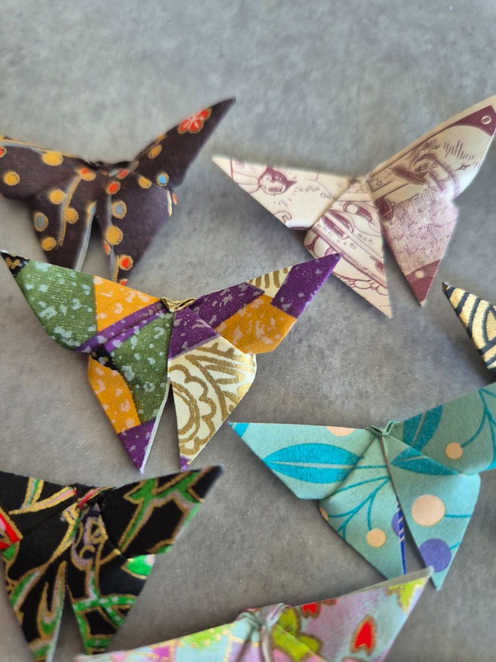 Alle Dekorationen: 30 kleine Origami Schmetterlinge  - versch. Grössen – Neu und originalverpackt aus Zürich von brifo64 3