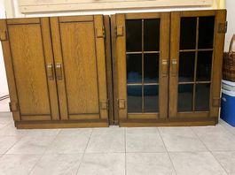 Holzschrank mit Glastüren braun Grösse unbekannt guter Zu...