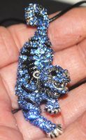 Brosche oder Halskette K-1424C – Tiger - Emaille & Strass Bl
