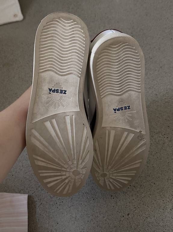 Scarpe da uomo: Sneakers   – Usato da Frauenfeld venduto da Jessy_kardakova 4