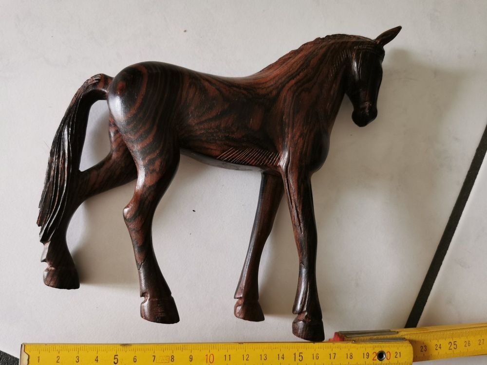 Skulpturen & Statuen: antikes Pferd aus Holz – Gebraucht aus Bern von gruemscheler5 2