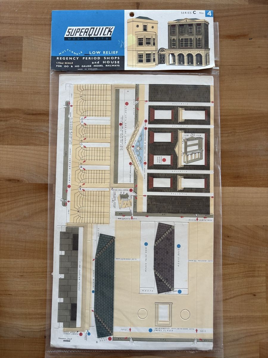 Kit bricolage: Bastelbogen Haus / Gebäude – Nuovo e nell'imballaggio originale da Rümlang venduto da SchumBru10