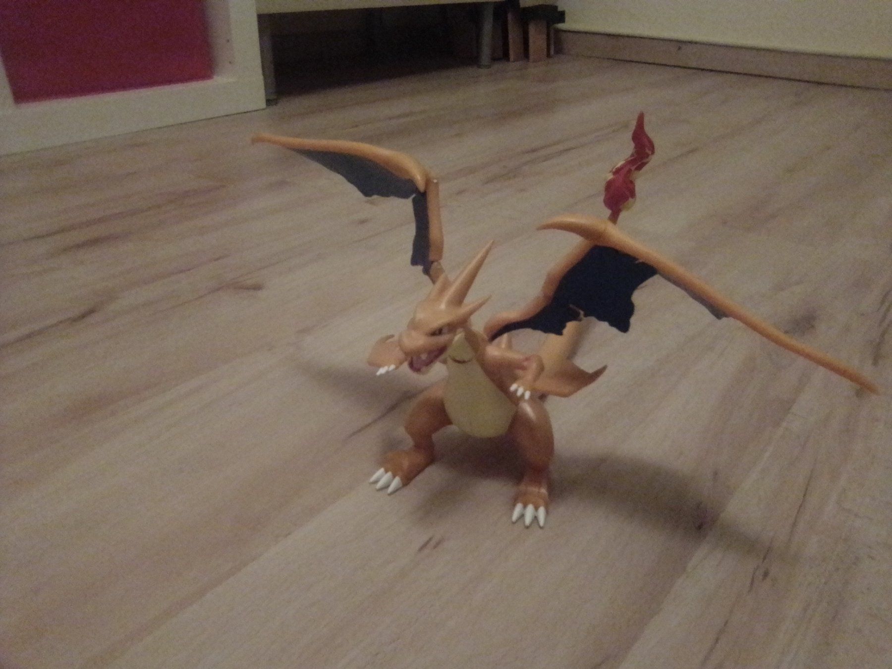Pokémon Statuette: Pokémon-Figur, Glurak – Nuovo (secondo la descrizione) da Oftringen venduto da mwi_kv82