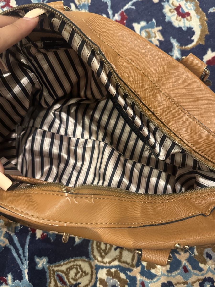 Michael Kors Taschen für Damen: Vintage Michael Kors Hamilton Handtasche Camel – Gebraucht aus rorschacherberg von tme_zsr5 3