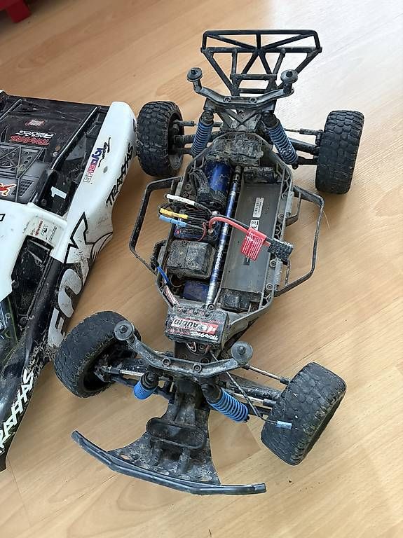 Traxxas RC Modellbau: Traxxas Rc Auto – Gebraucht aus Hermetschwil-staffeln von lau_n9rk 2