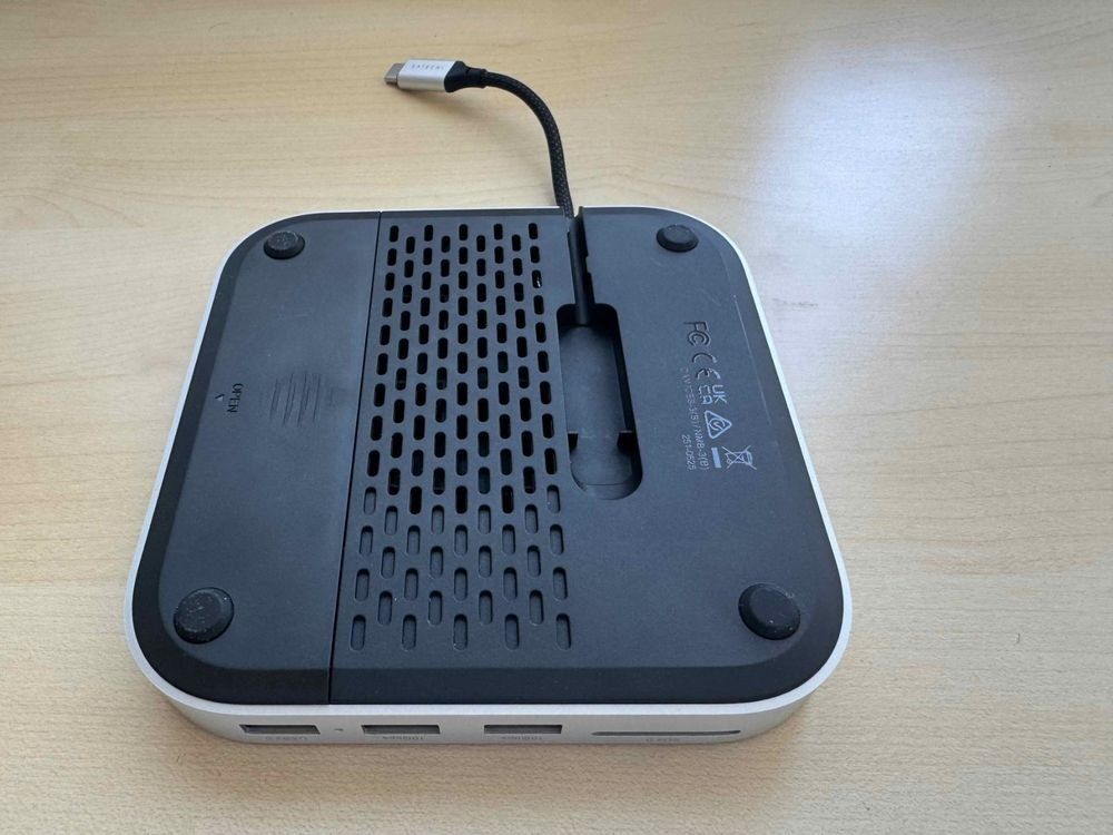 Satechi Docking station: SSD 1Tb with Satechi Mac Mini M4 Stand & Hub – Usato da Thalwil venduto da smans 3
