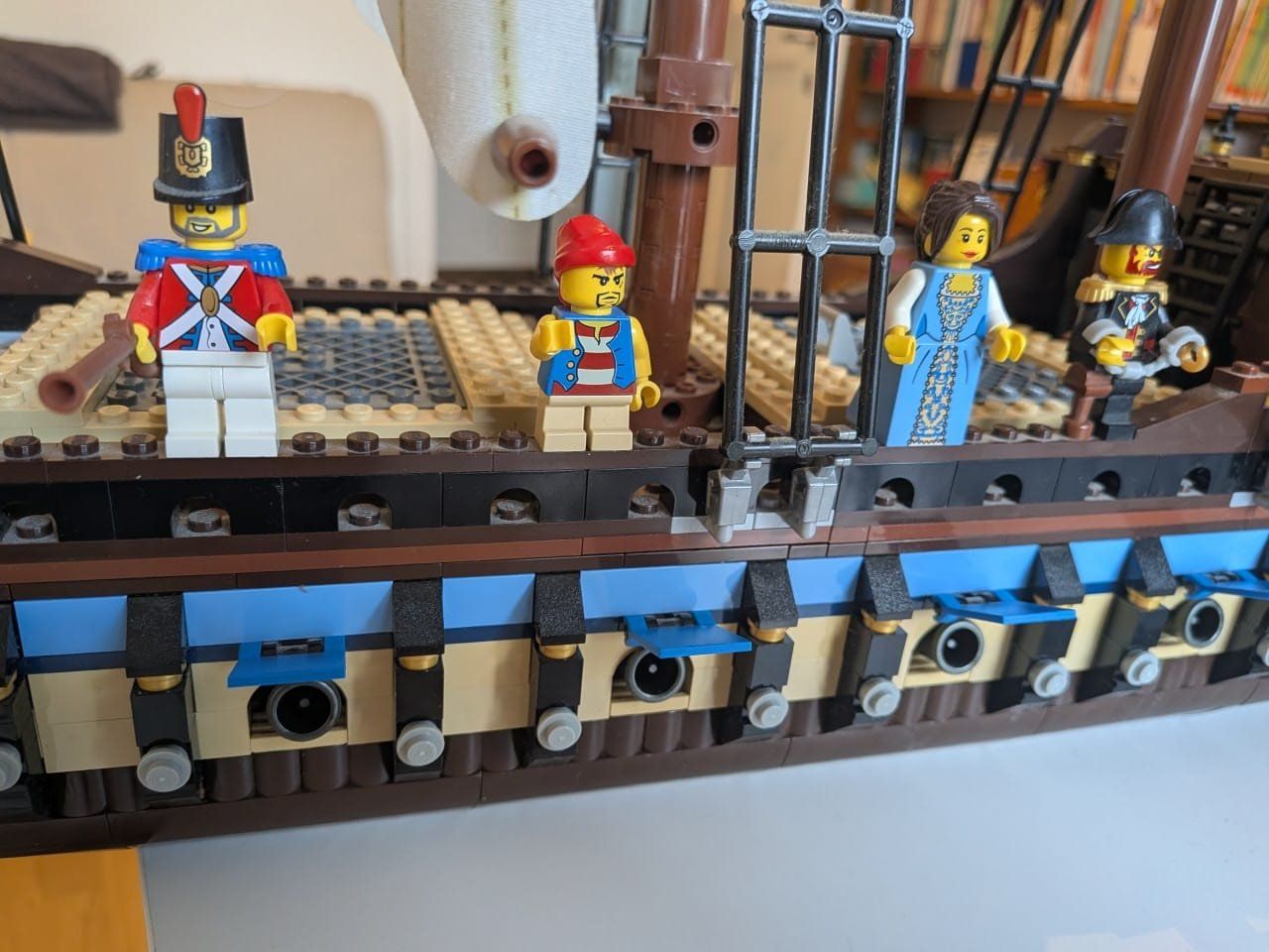 Lego Jouets: Lego 10210 Piratenschiff – D'occasion à Schaffhausen par Youalwaysmakemesmile 1