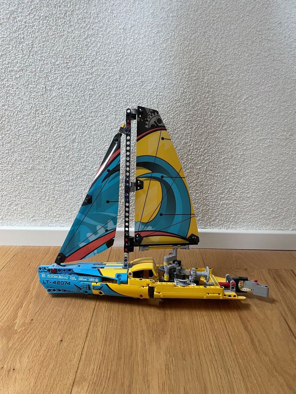 Lego Kit di costruzioni: LEGO - Racing Yacht 42074 – Usato da Lyss venduto da Stuetzredlidrifter