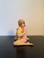 Anime Figur Mädchen mit Stern Kissen