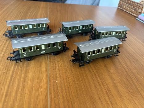 Märklin Modellini di ferrovie: Wagons Märklin 5 pcs  – Usato da Orbe venduto da car_8grw 1