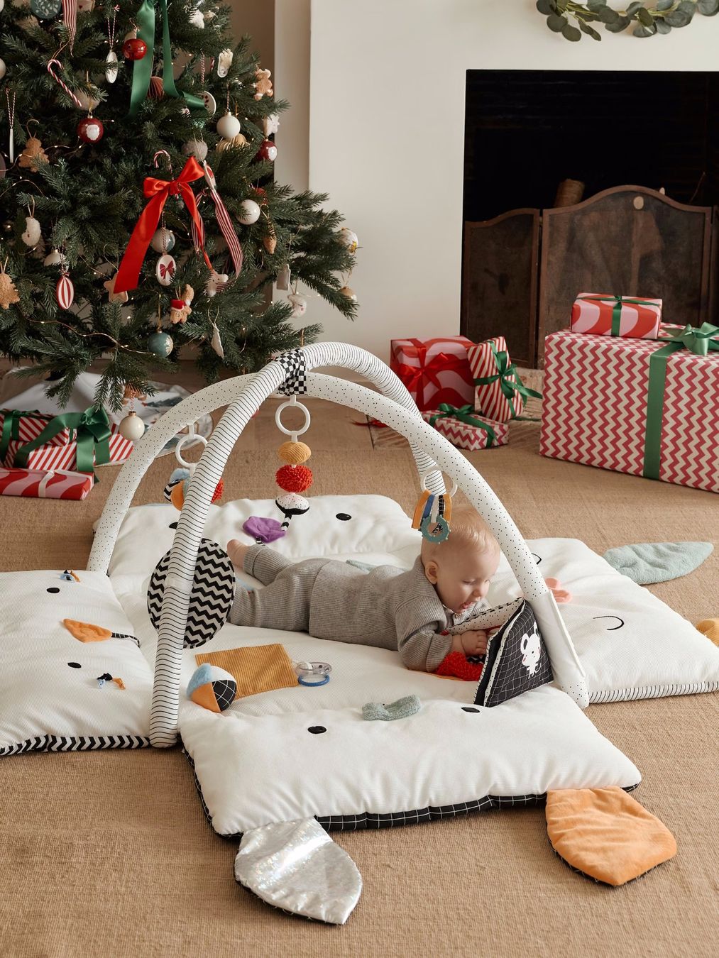 Giocattoli: Mitwachsende Baby Activity-Decke mit Spielbögen – Nuovo e nell'imballaggio originale da Burgdorf venduto da Crubi 3