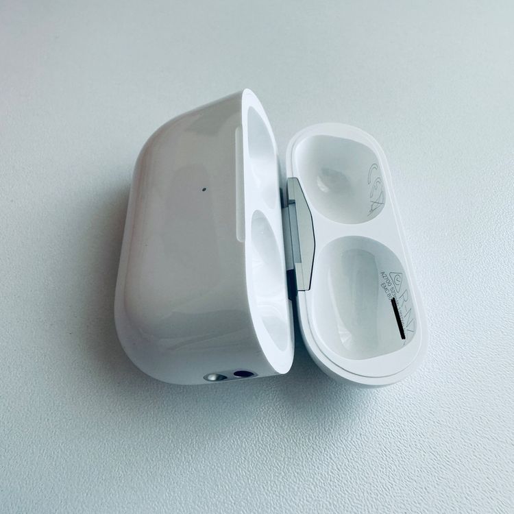 Kabelloses Ladecase Für AirPods Pro 1 & 2 - Mit 680mAh Akku & Sync-Taste