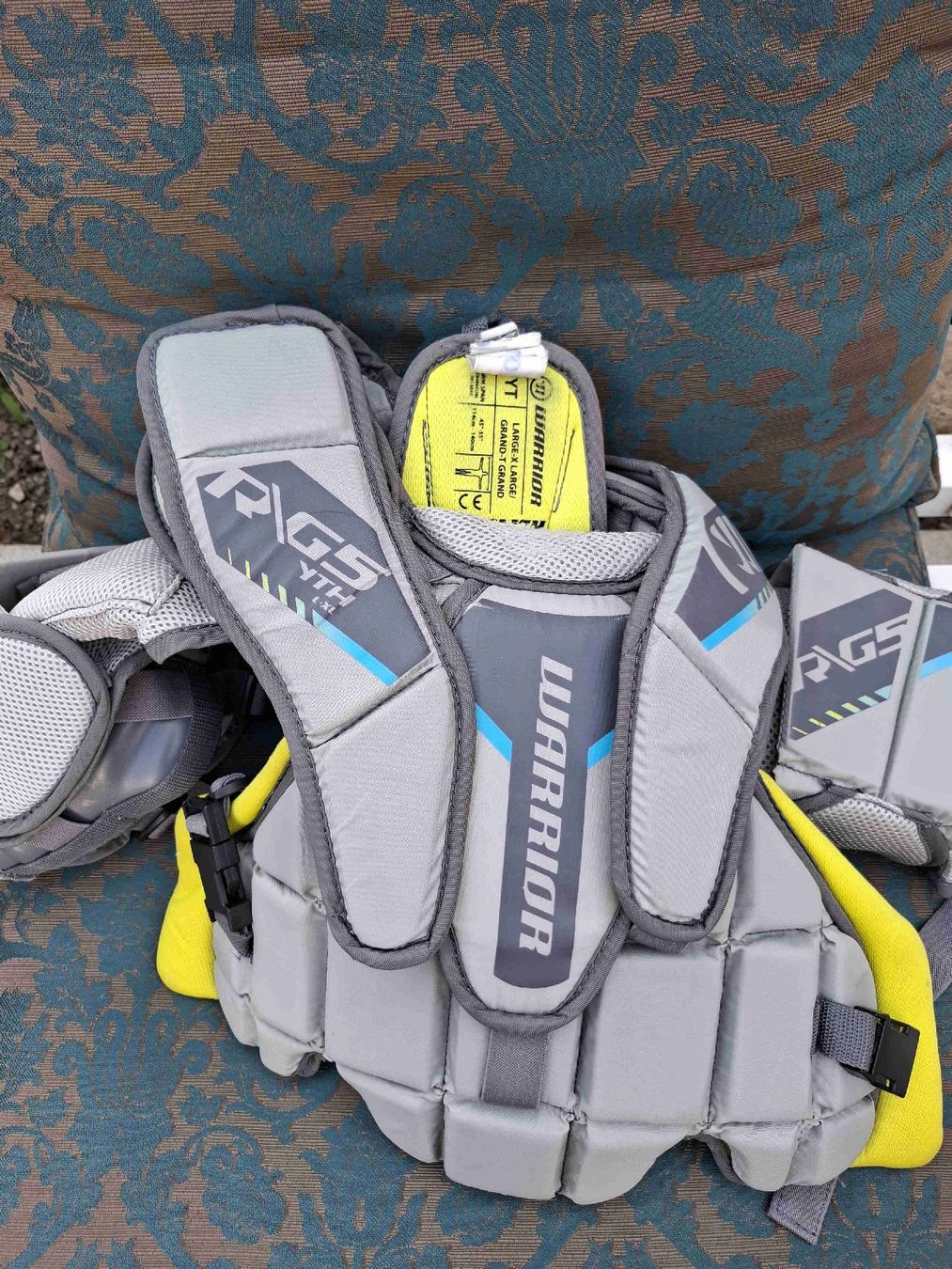 Protezioni & Imbottiture: Warrior RGS Goalie Chest Protector YTH L-XL – Usato da Herzogenbuchsee venduto da MGA_SRM