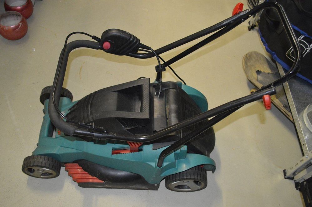 Rasenmäher Elektro Bosch Rotak 40 Kaufen auf Ricardo