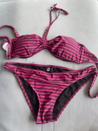 Bikini Admiral Gr. XL, ca. Gr. 42/44, gestreift pink