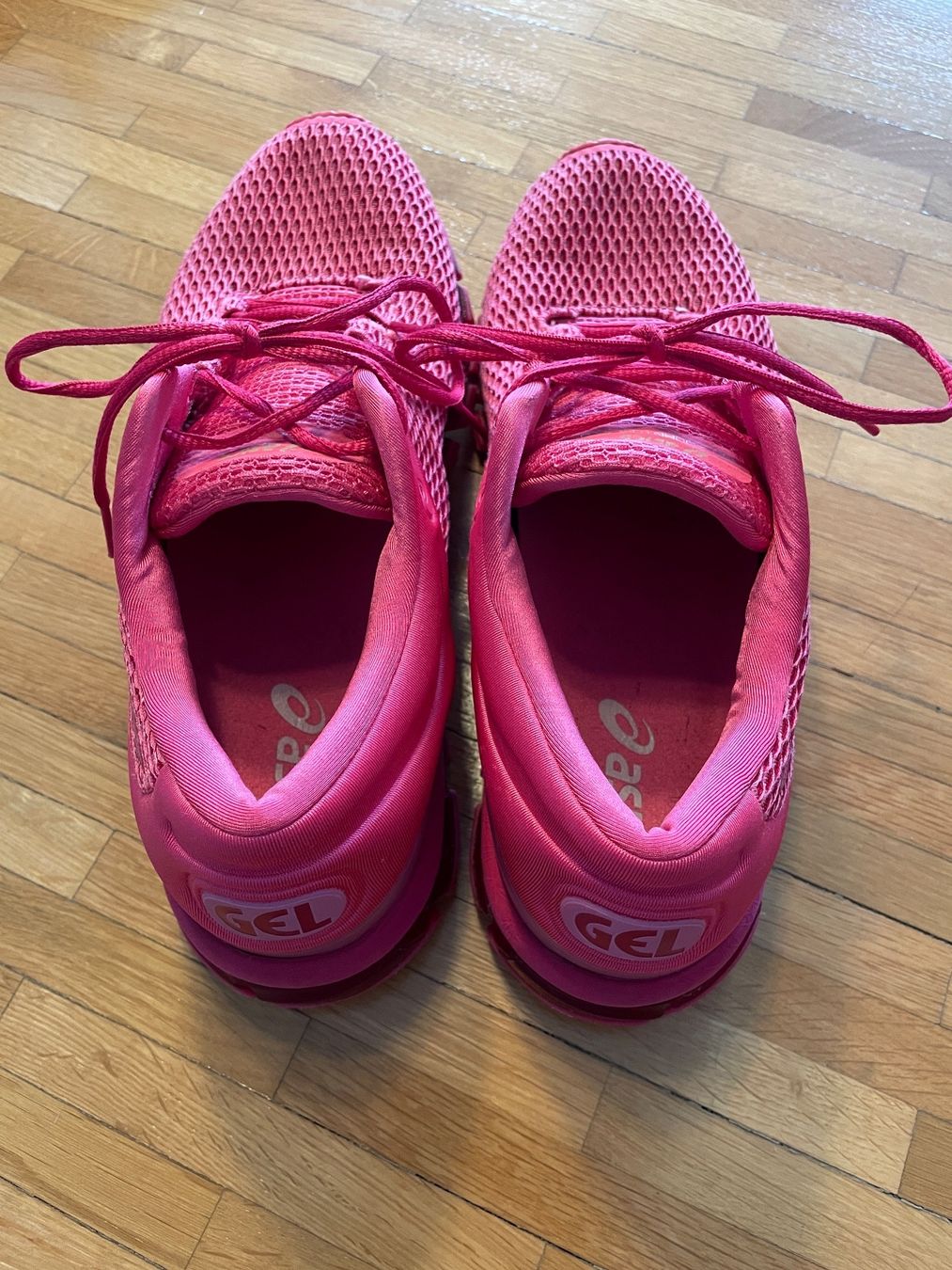 Asics Damenschuhe: Asics Damen Laufschuhe pink 41.5 – Gebraucht aus Weinfelden von Tubbs2 2