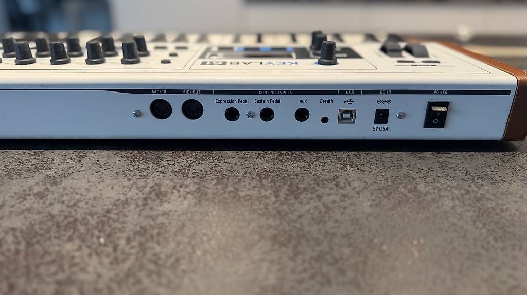 Musikinstrumente: Arturia KeyLab 61 MIDI-Controller – Gebraucht aus Ennetbürgen von Pathaus 2