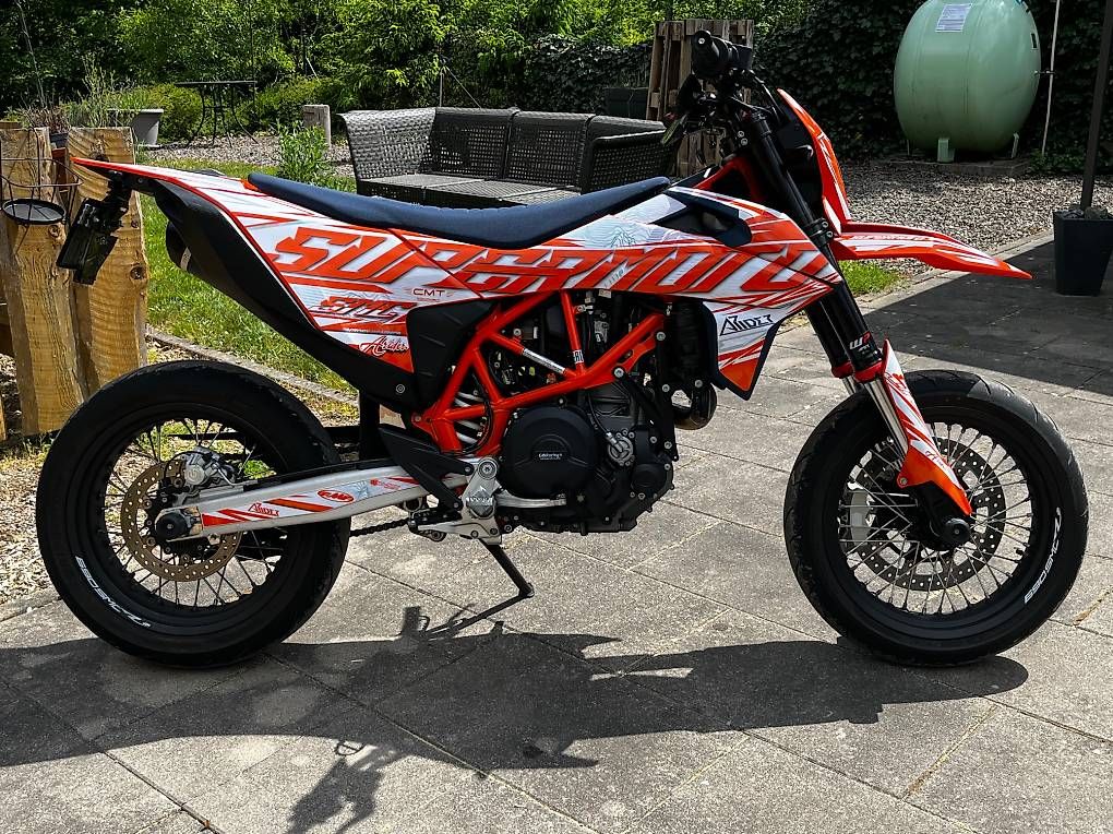KTM Strada: KTM 690 SMC R – Usato da Rüttenen venduto da sti72