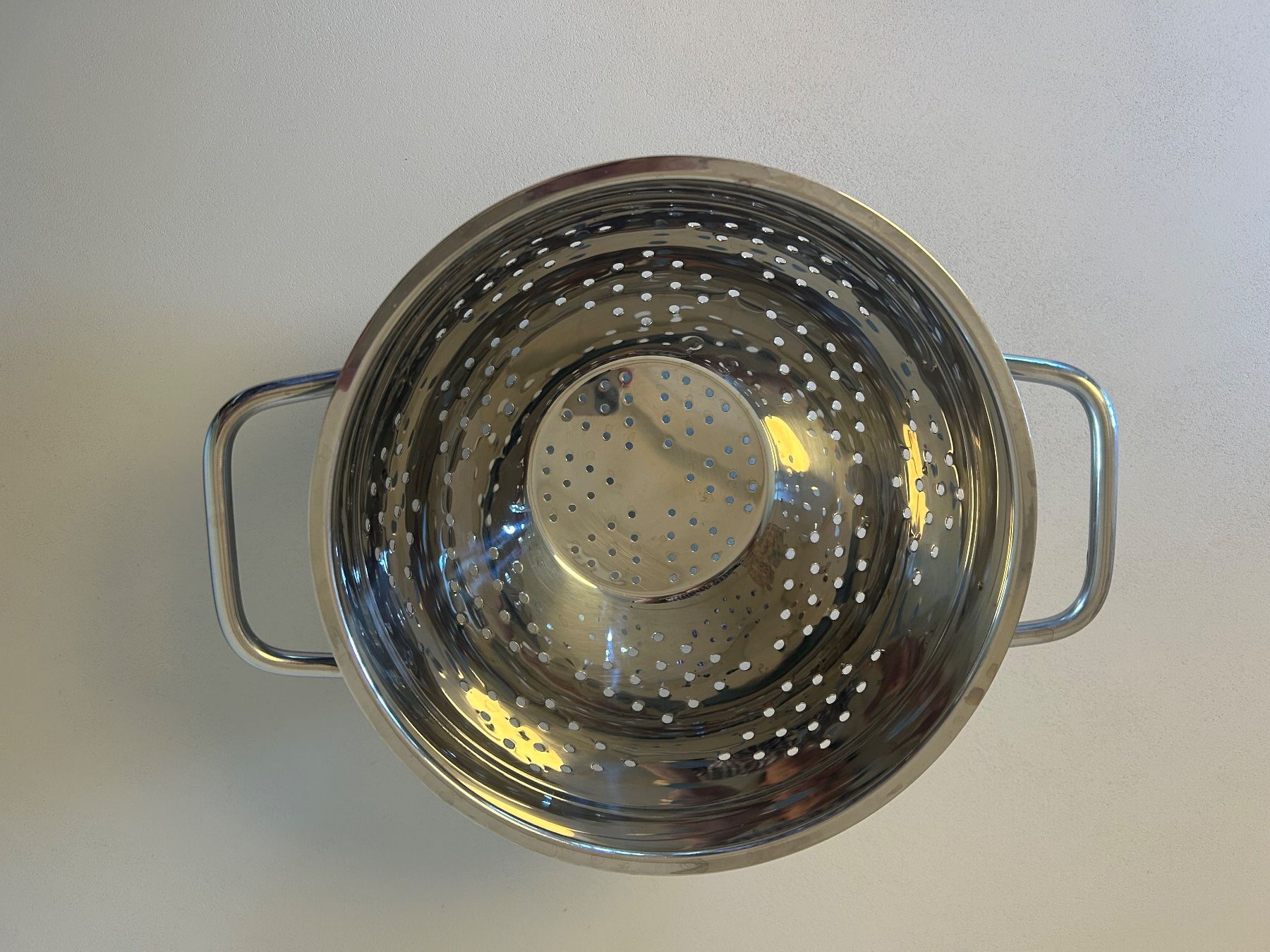 Küchengeräte: Abtropfsieb Edelstahl 21,5cm – Gebraucht aus Rorschacherberg von Svebe