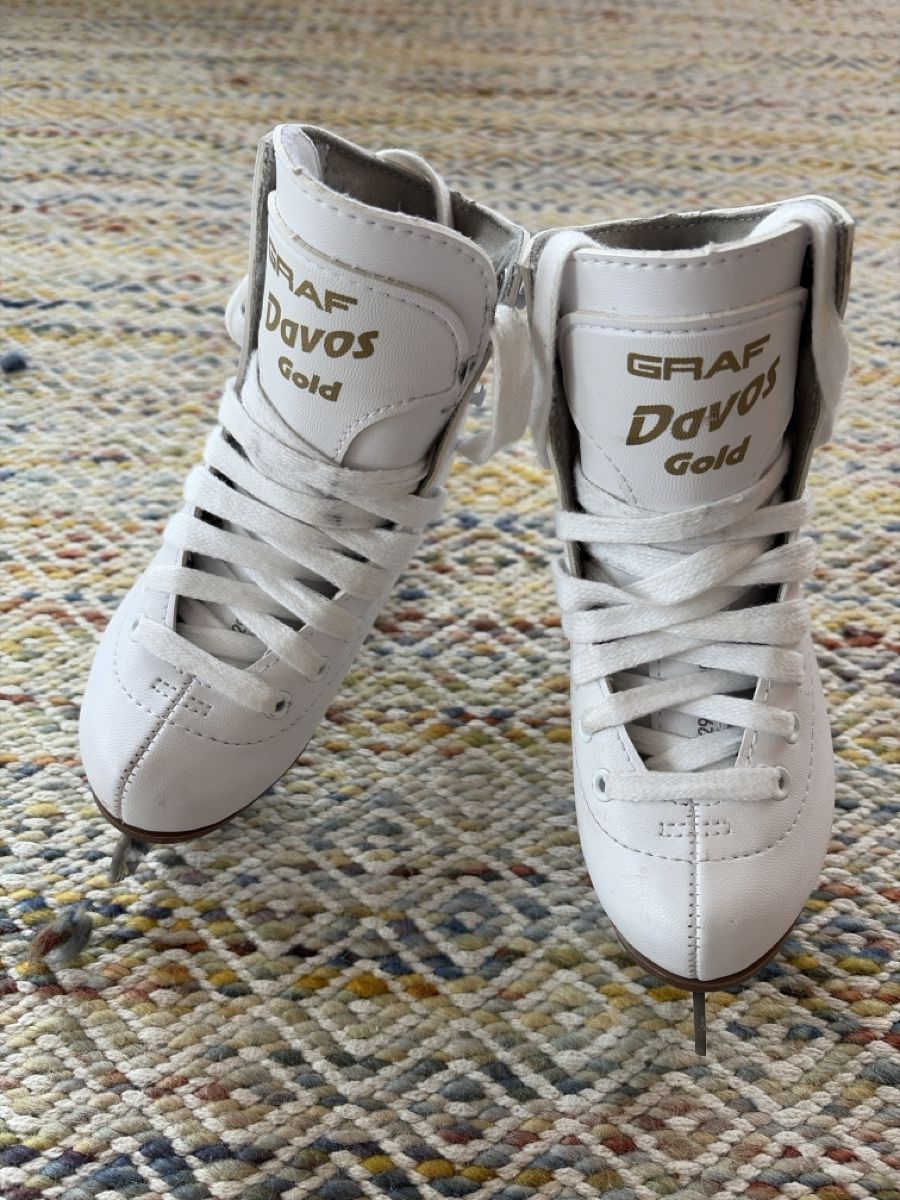 Graf Pattini da ghiaccio: Graf Schlittschuhe Grösse 29 – Nuovo (secondo la descrizione) da Lachen SZ venduto da shi_22v2 1