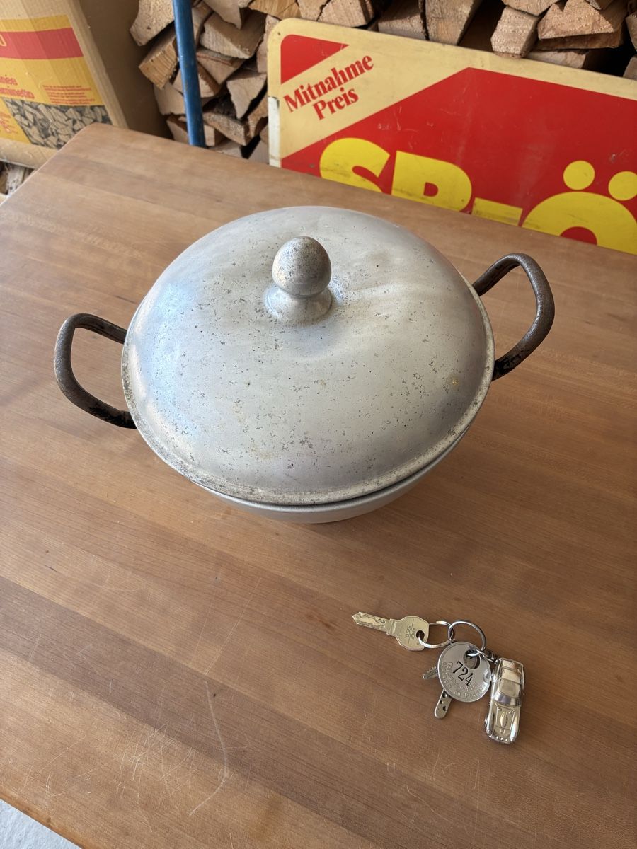 Casseroles: Zink Suppentopf von Grossmutter – D'occasion à Lengnau BE par Warmbrodt