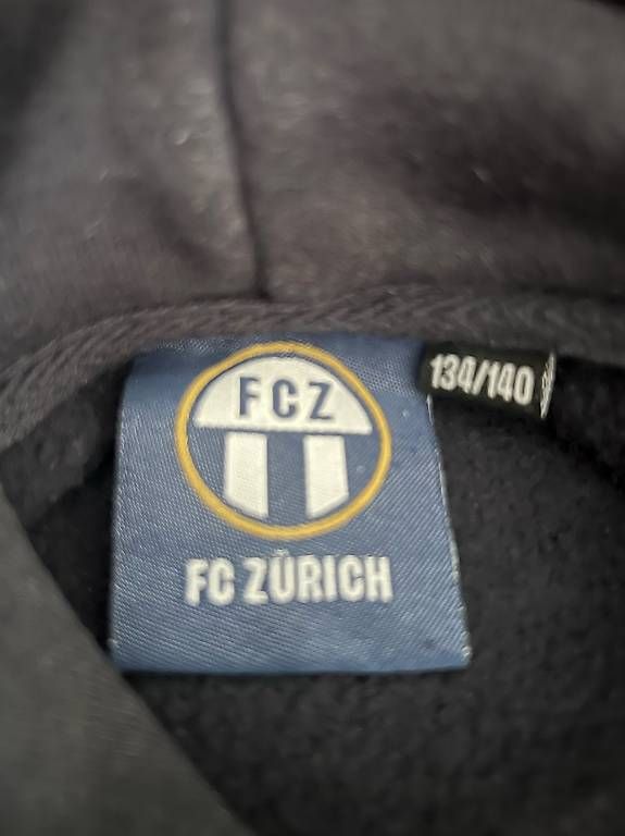 Maglioni & Felpe: FCZ Hoodie / Kapuzenpullover – Usato da Würenlos venduto da boc_b9bq 2