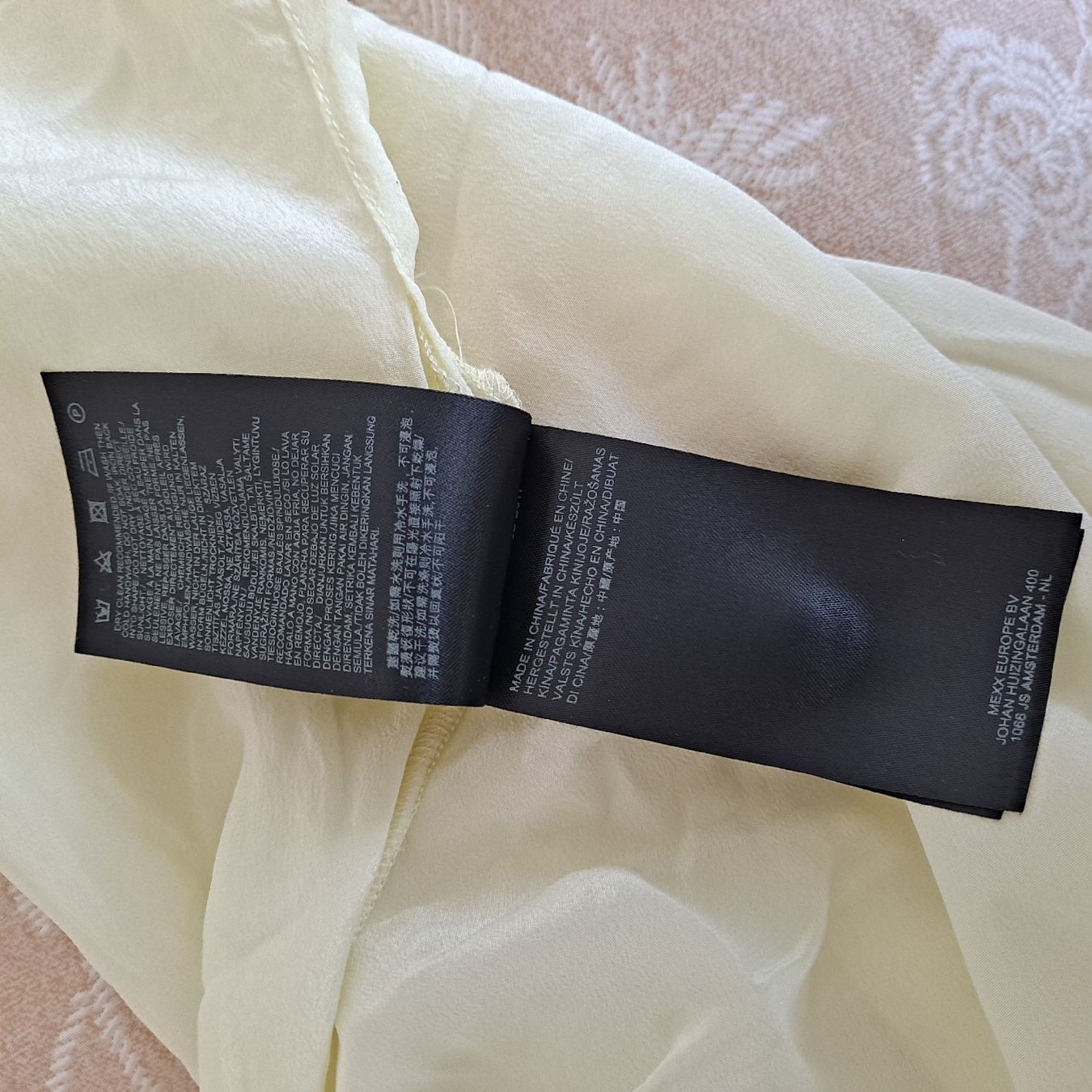 Mexx Blusen: Mexx Seidenbluse, Seidentop, 100% Seide Gr. 36 – Gebraucht aus Liestal von Mas-Y-Mas 5