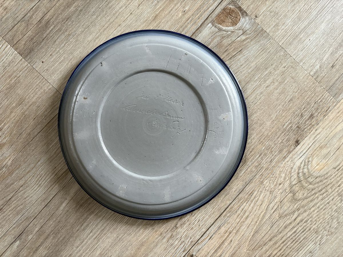 Assiettes: Assiette en grès d Alsace Betschdorf signé – D'occasion à Zweisimmen par Domii 2