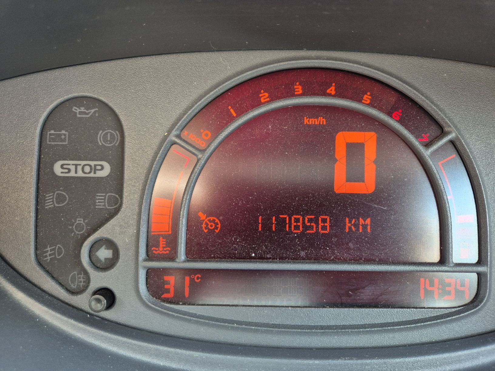 Renault Automobili: Renault Modus 1,2 – Usato da Hugelshofen venduto da Rogoli 4