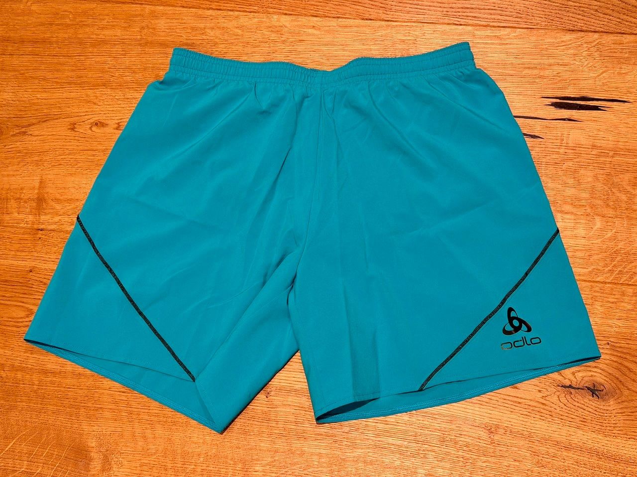 Odlo Hosen: Odlo Laufshorts Grösse M – Gebraucht aus Spiez von SnowGeek