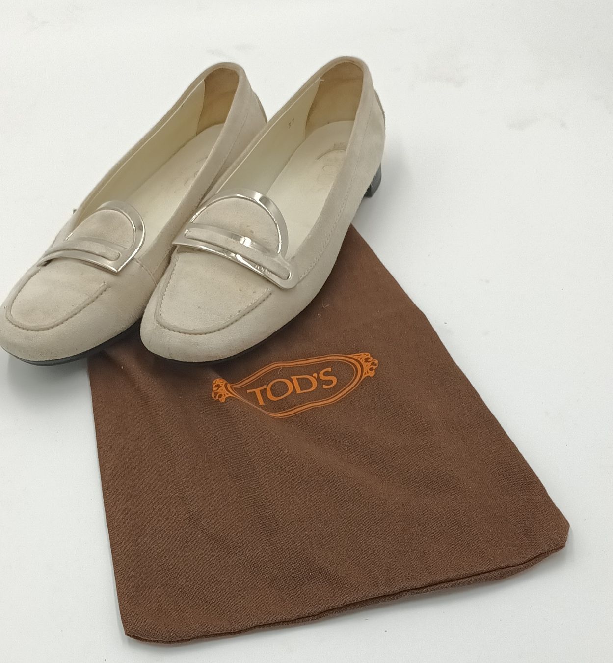 Tod'S Chaussures femmes: tood's élégants mocassins  – D'occasion à Lausanne par Fanny57