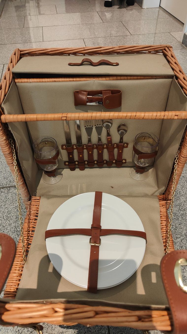 Altro per la casa: Picknick-Korb – Nuovo (secondo la descrizione) da Richterswil venduto da hadimodarres 1