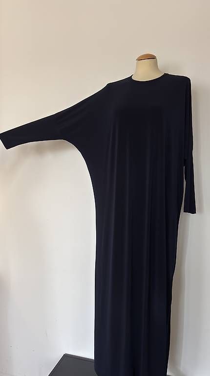Vestiti: Kleid/Abaya blau elastisch  – Usato da Basel venduto da ukhtyy 2