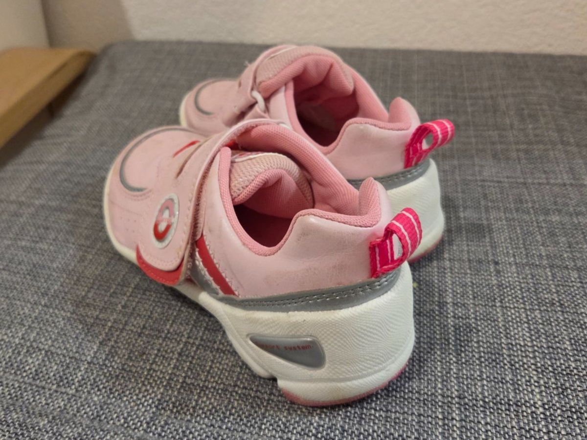 Superfit Scarpe per ragazze: 2 Paar Kinder Turnschuhe Grösse 30 – Usato da Thun venduto da el_gnom 5