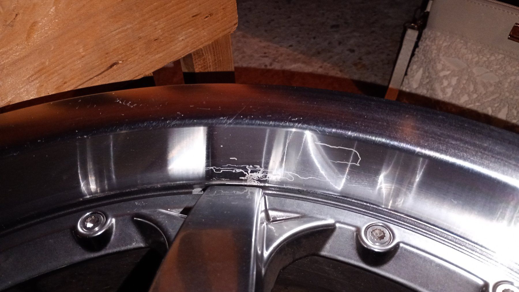 Cerchioni: Barracuda velvet 8x5x18 – Usato da Biel/Bienne venduto da Mseirco 2