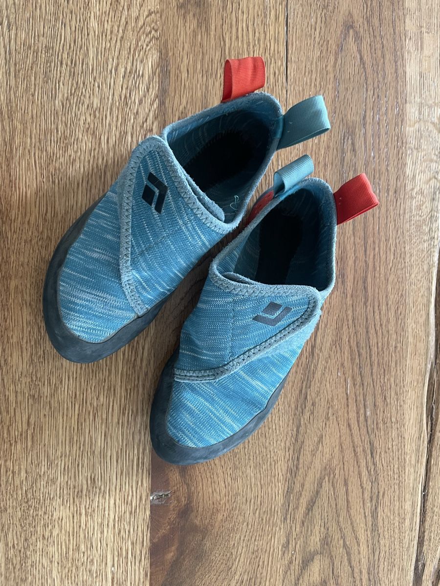 Scarpe da uomo: Kletterschuhe  – Usato da Villarepos venduto da Cairo44444