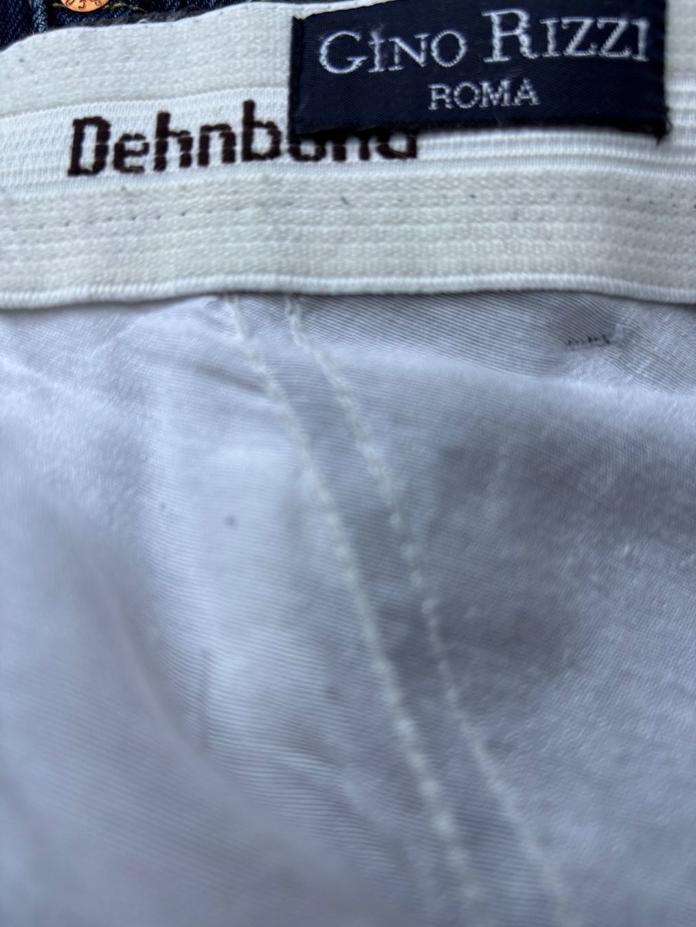 Pantaloni: Graue Bundfaltenhose mit Dehnbund ca. M – Usato da Balsthal venduto da Uroby 3