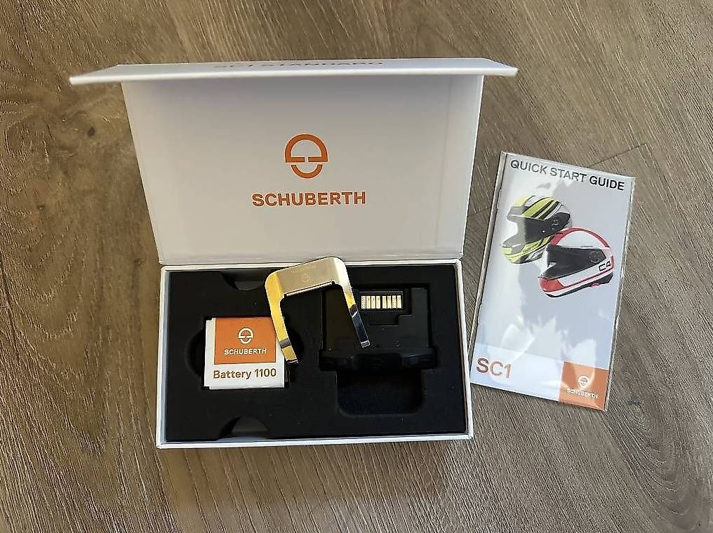 Caschi & visiere: Schuberth Advanced Kommunikationssystem C4 / C4 Pro / R2  – Usato da Lyss venduto da Flowerglow