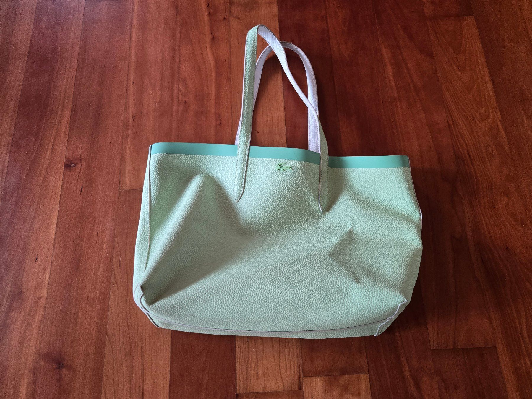 Lacoste Sacs femmes: Lacoste Shopper – D'occasion à Altstätten SG par Tschuppben
