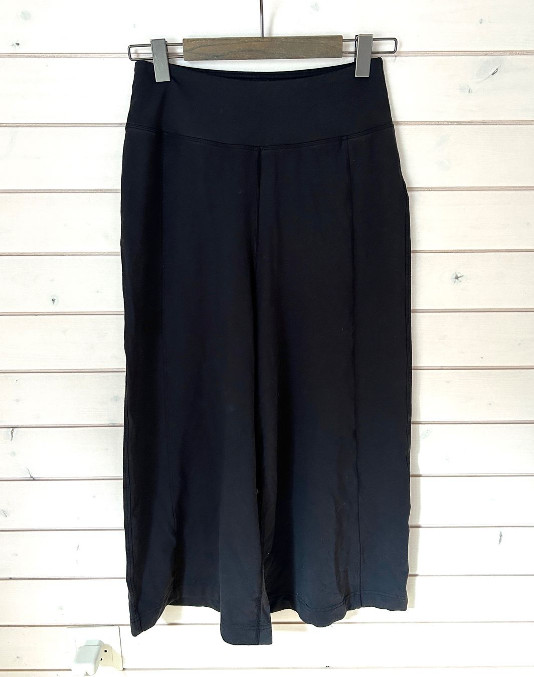 Lululemon Pantaloni: Lululemon Blissed Out Culotte - Gr. S – Usato da Illnau venduto da Monkky 2