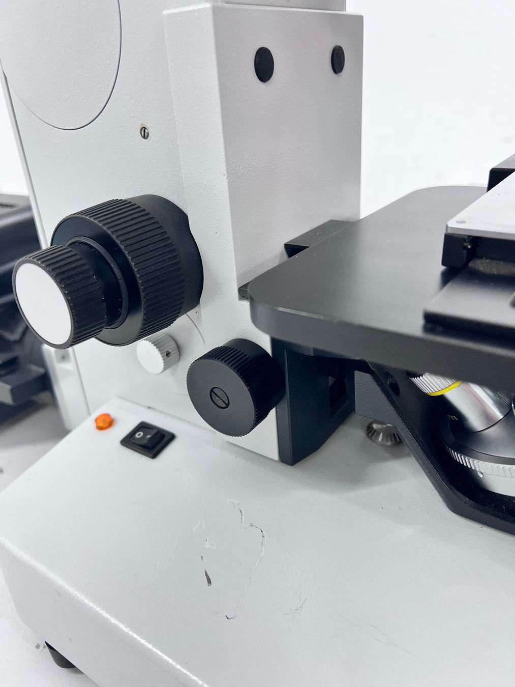 Accessori da laboratorio: Leica Wild Leitz FLUOVERT FS – Usato da Niederdorf venduto da LeptonAG_Labor 8