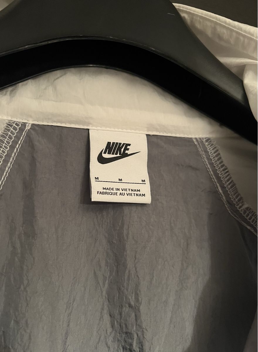 Nike Jacken: Jacke Nike Gr. M – Neu (gemäss Beschreibung) aus Flawil von NiceT 3