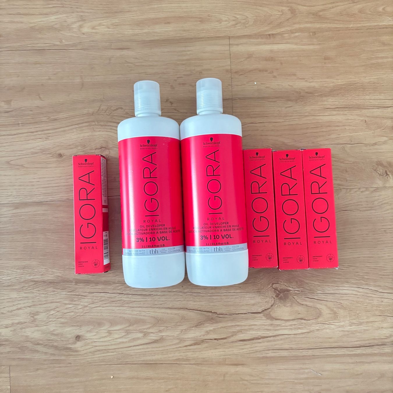 Tinte: Schwarzkopf Igora 8-0, 8-1 & Developer 3% – Nuovo e nell'imballaggio originale da Zürich venduto da Ksprenger
