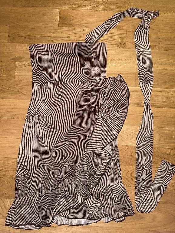Vestiti: Zara Minikleid – Usato da Zürich venduto da Koller.S