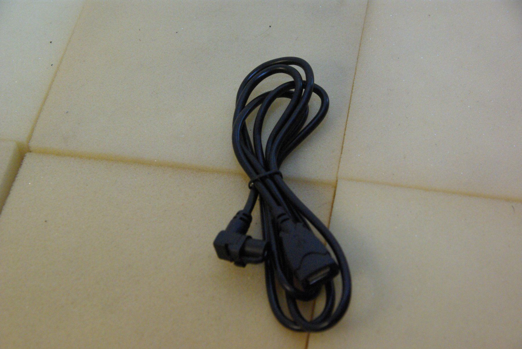 Cavi: USB-Kabelstrang mit USB Schnittstelle – Nuovo (secondo la descrizione) da Herisau venduto da Cevianer1844